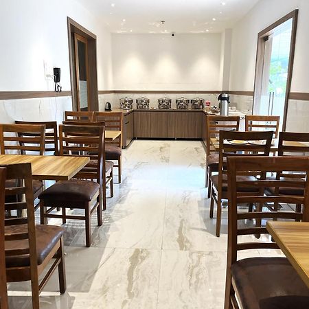 Glitz Hotels La Dahlia - Premium Thane Εξωτερικό φωτογραφία