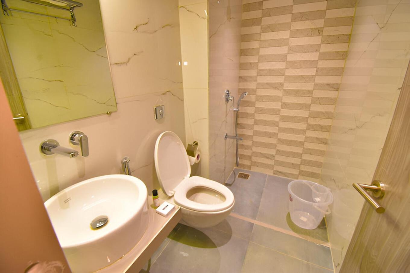 Glitz Hotels La Dahlia - Premium Thane Εξωτερικό φωτογραφία