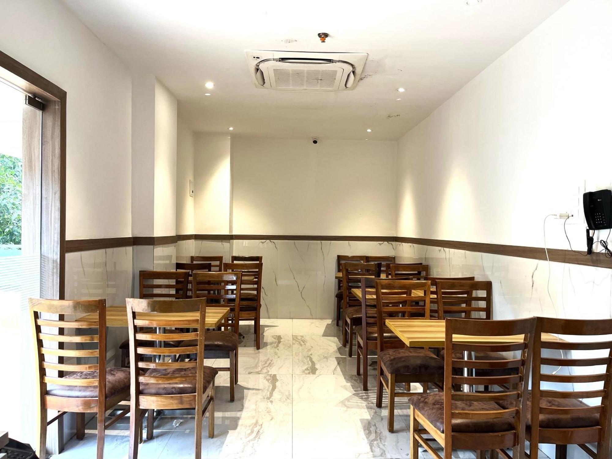 Glitz Hotels La Dahlia - Premium Thane Εξωτερικό φωτογραφία